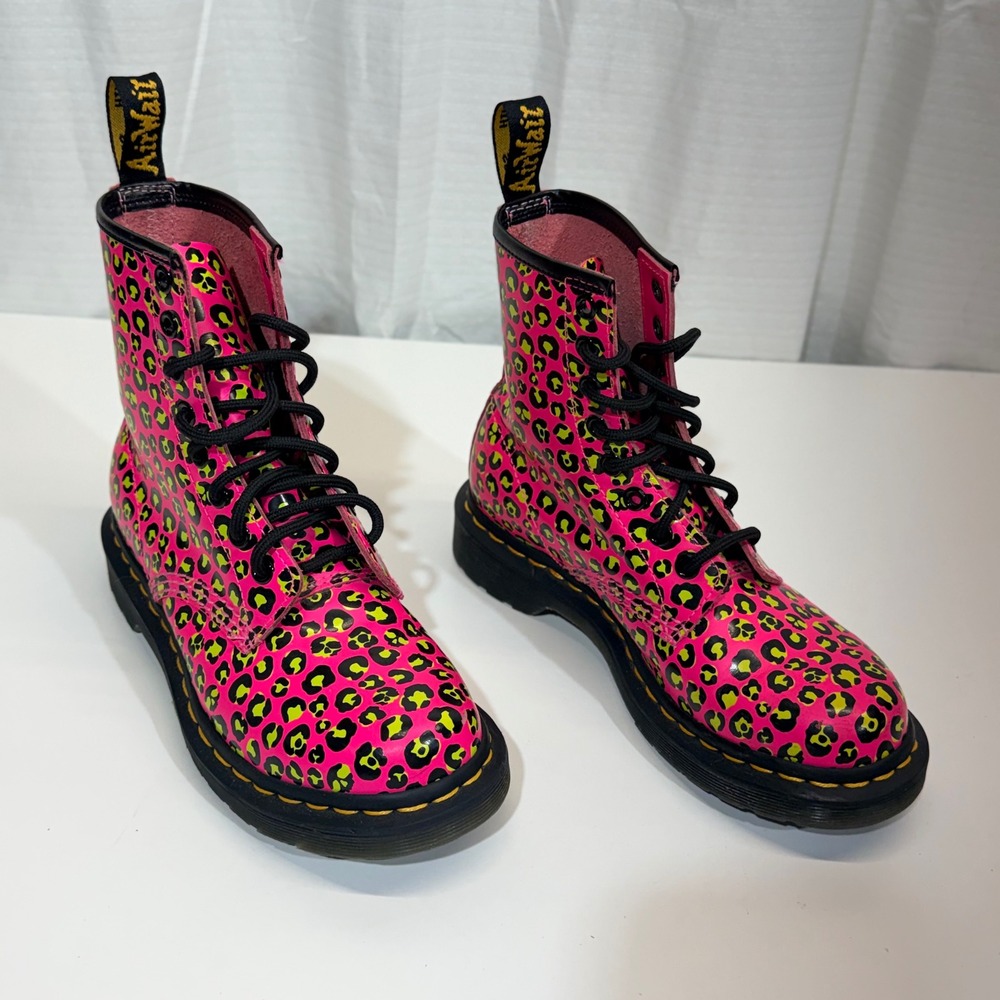 Dr. Martens 1460 Boots Size 5 Pink Yellow Leopard Print Skull Detail 27652